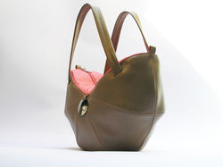 Boat leather handbag medium