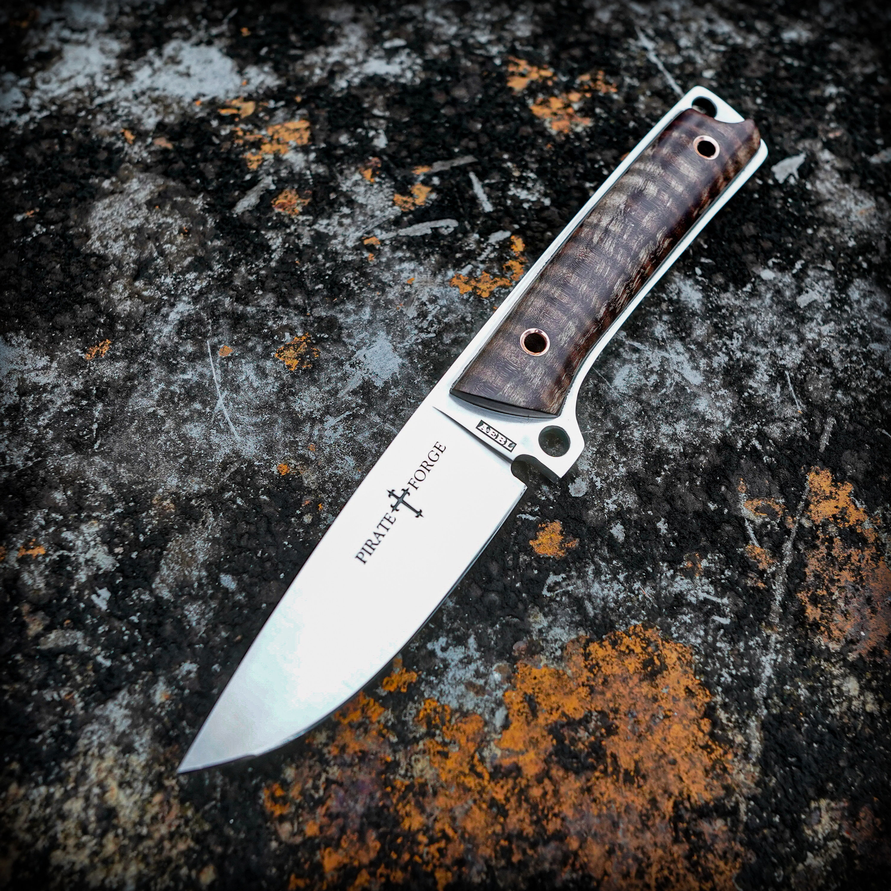 Relic "EVO" /Curly Maple