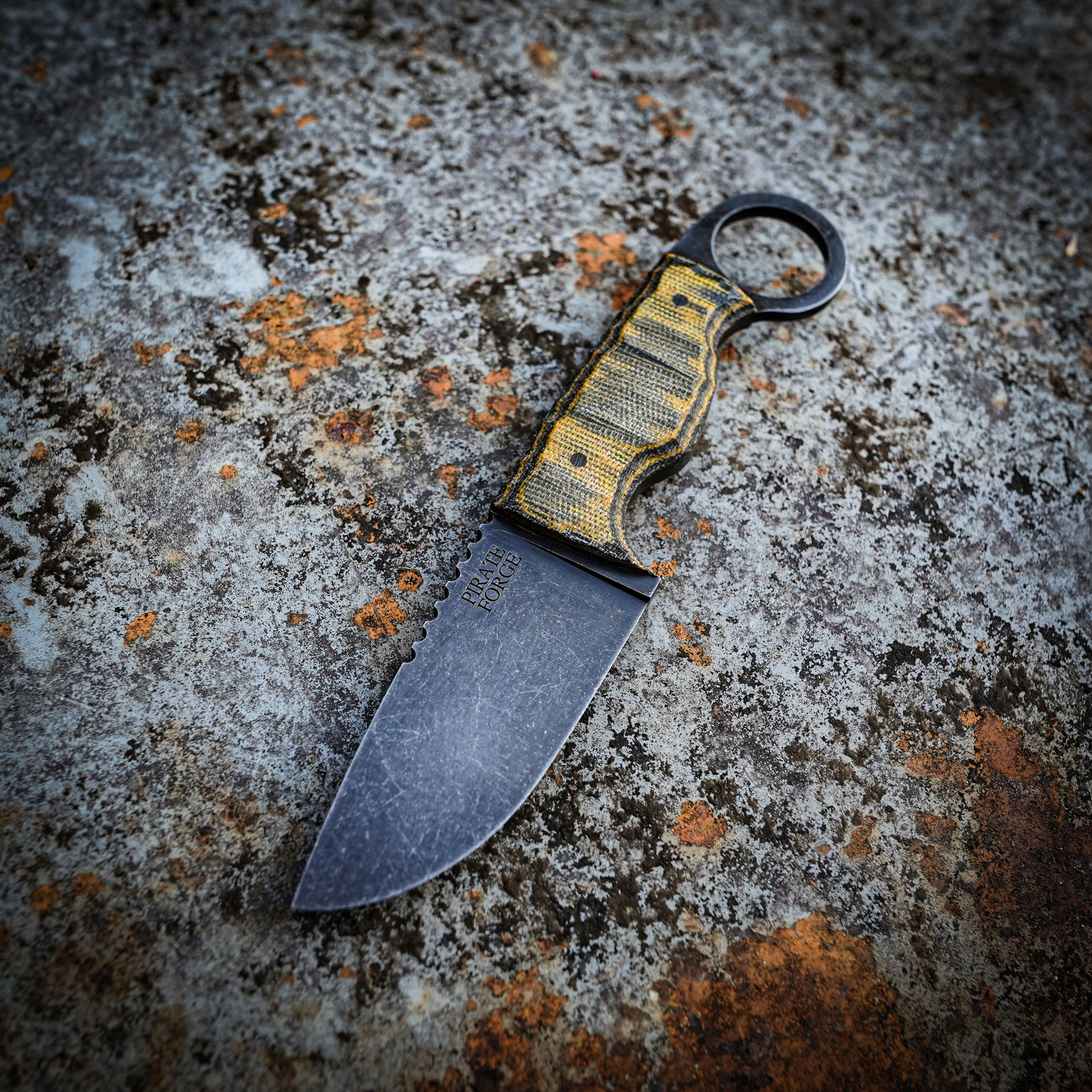 Raven EDC/80CRV2/Stonewashed/CamoMicarta