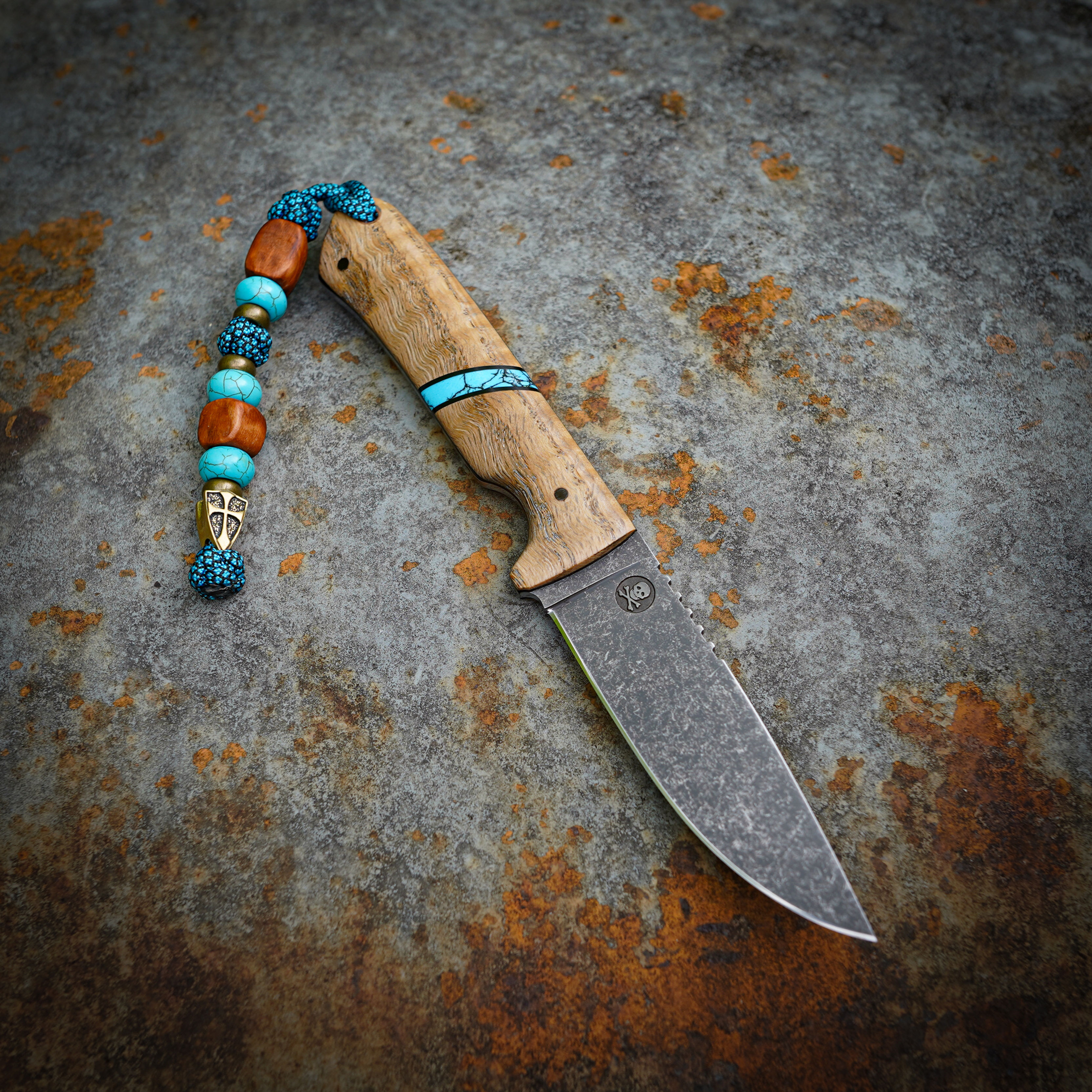 Grail Edition "BRUTE" turquoise and oak burl