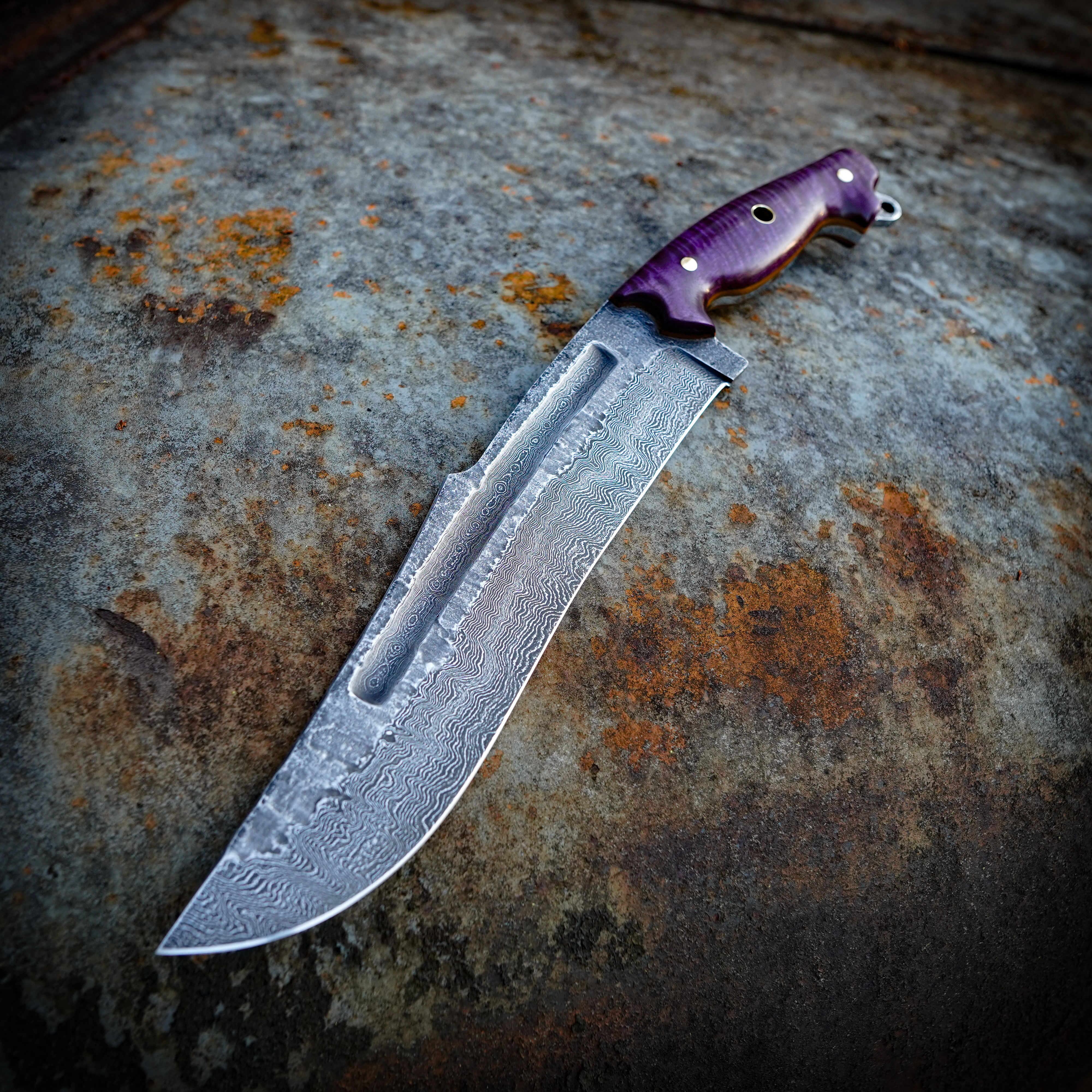 The "SabreTooth" Recurve Bowie