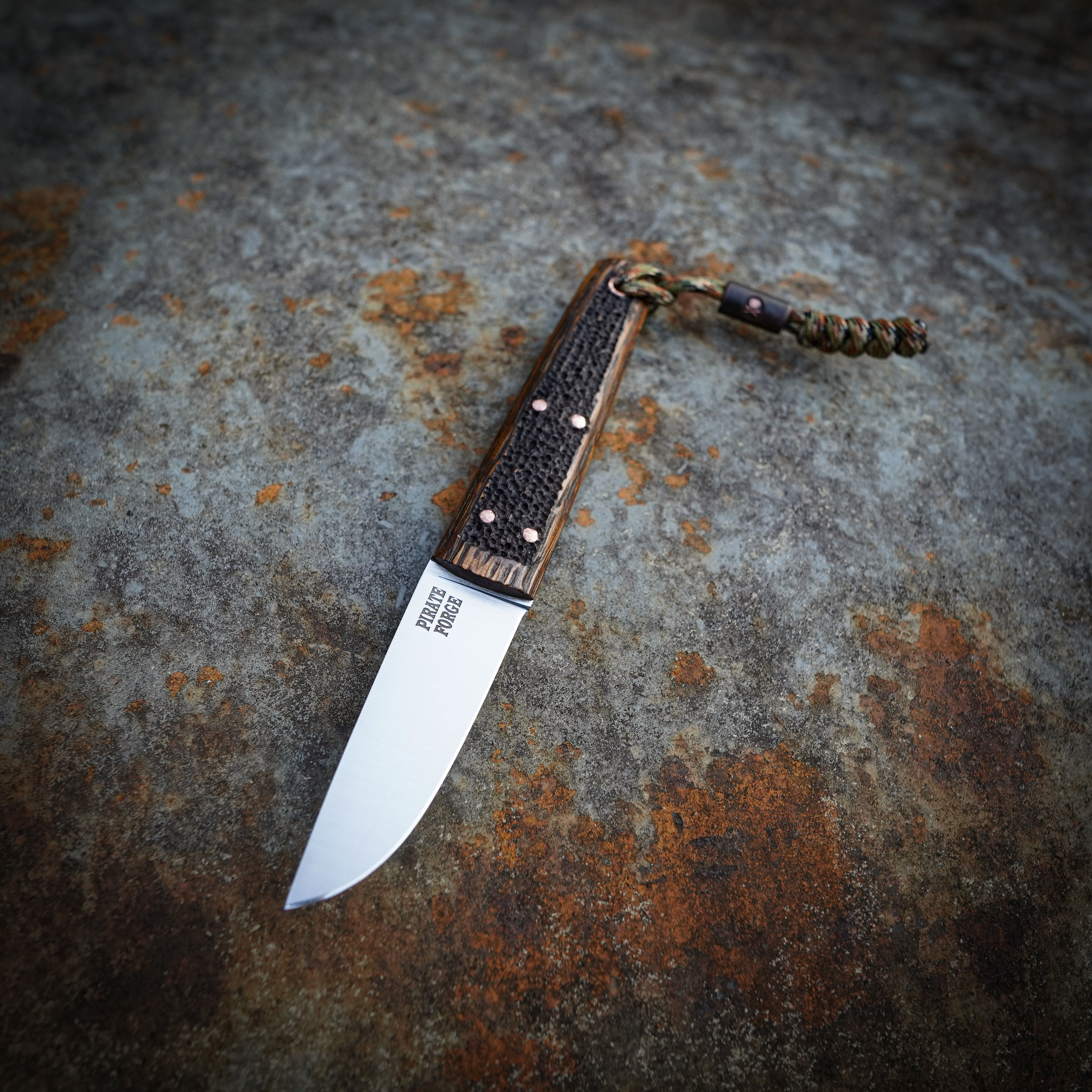 Pirate Puukko/engraved Oak