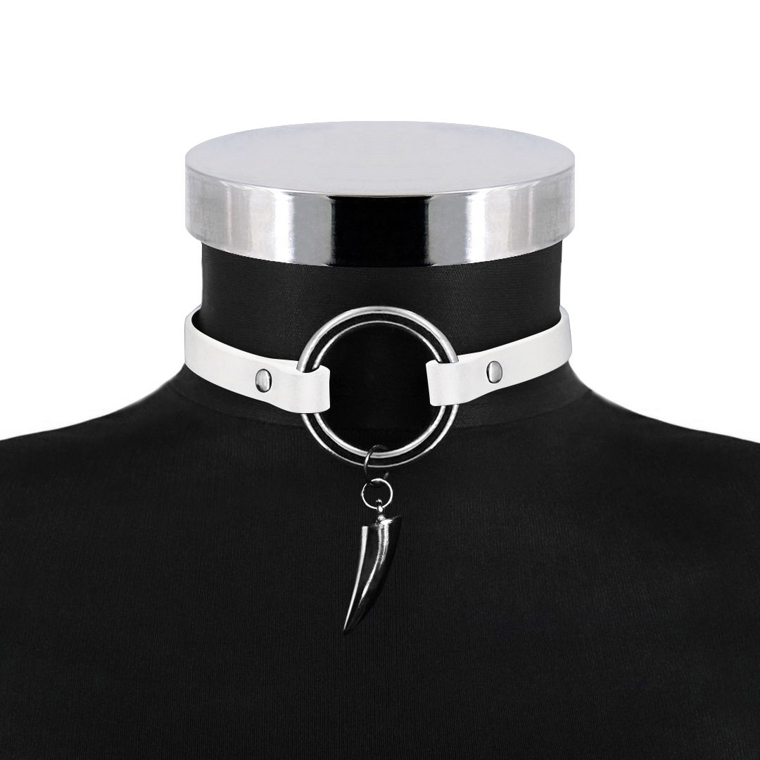 NØ Wolf Tooth Choker