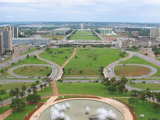 UN DIA COMO HOY 212 DE ABRIL DE 1960 NACE BRASILIA, LA CAPITAL FUTURISTA DE BRASIL
