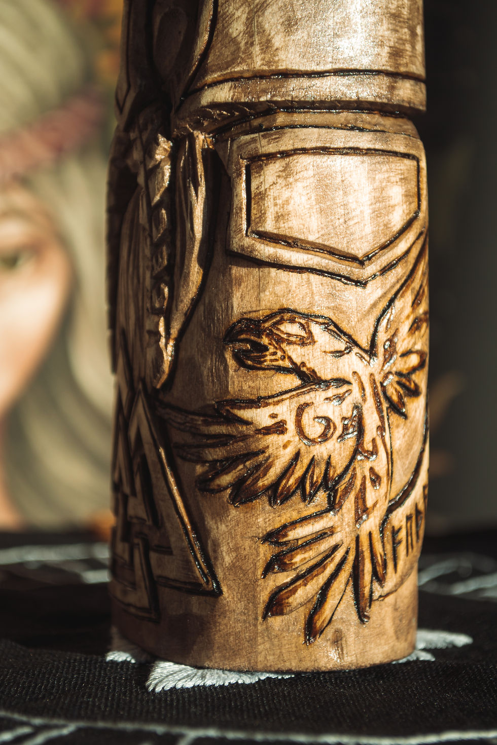 Thumbnail: Odin god statue
