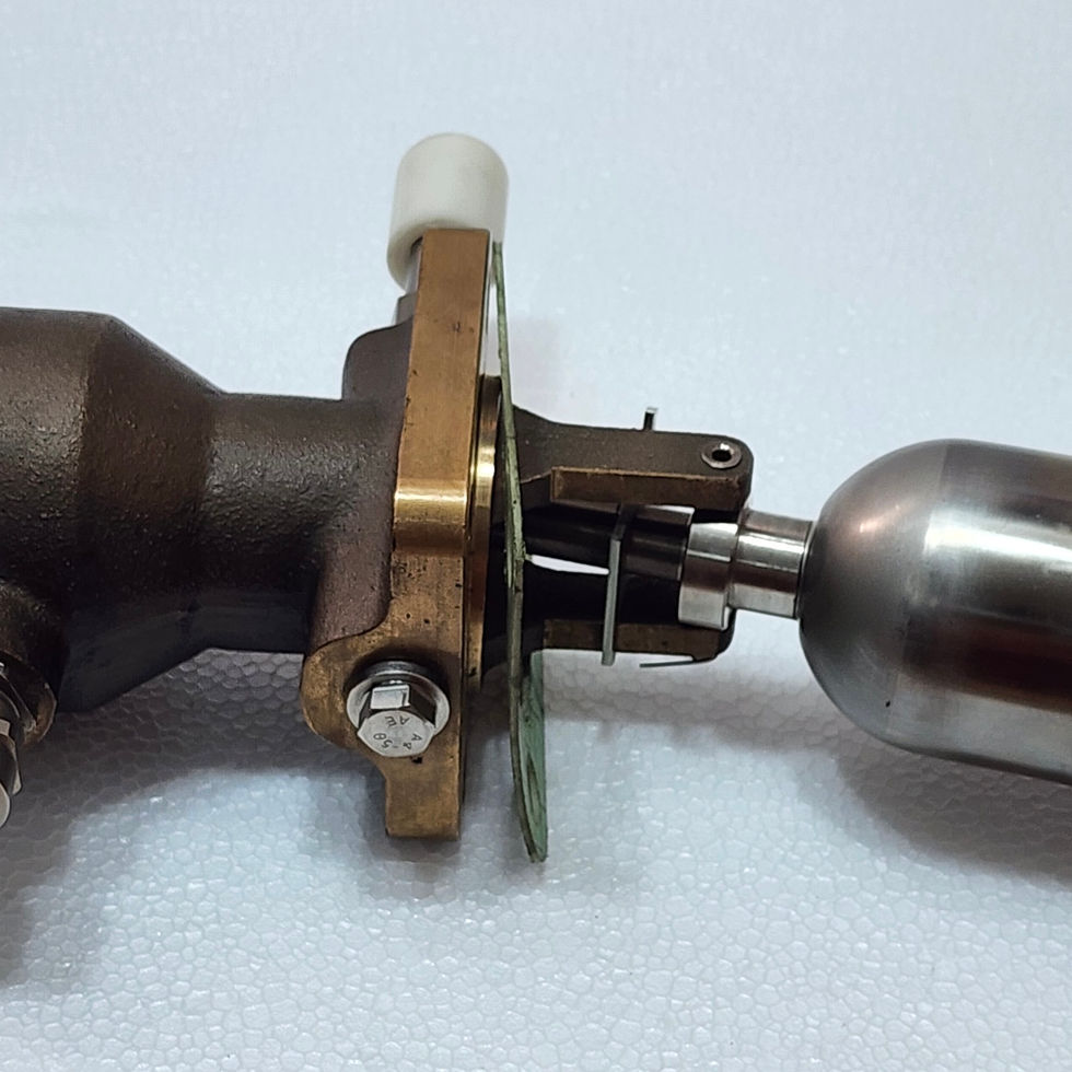 UAD LSA1 Horizontal Float Level Switch at Versatile Marine for accurate fluid level monitoring with 250VAC/24VDC.