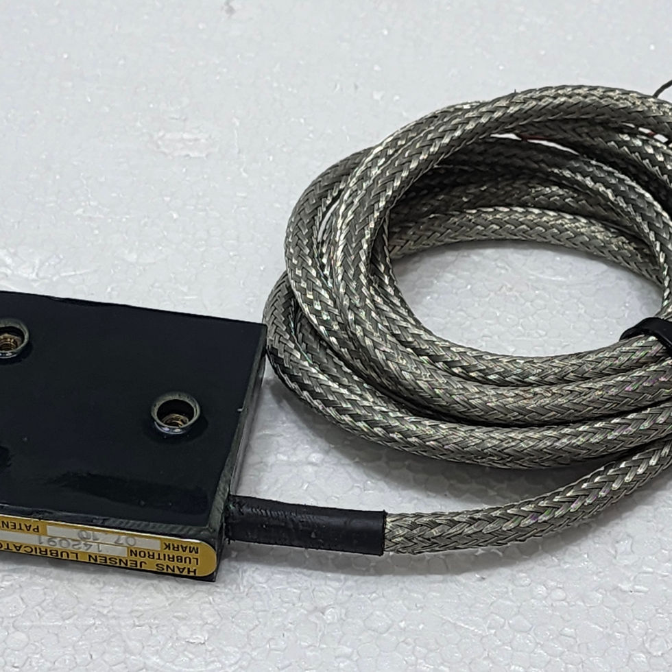 Versatile Marine offers the HANS JENSEN Lubritron oil flow alarm, 24VDC, model 17F/18F030.