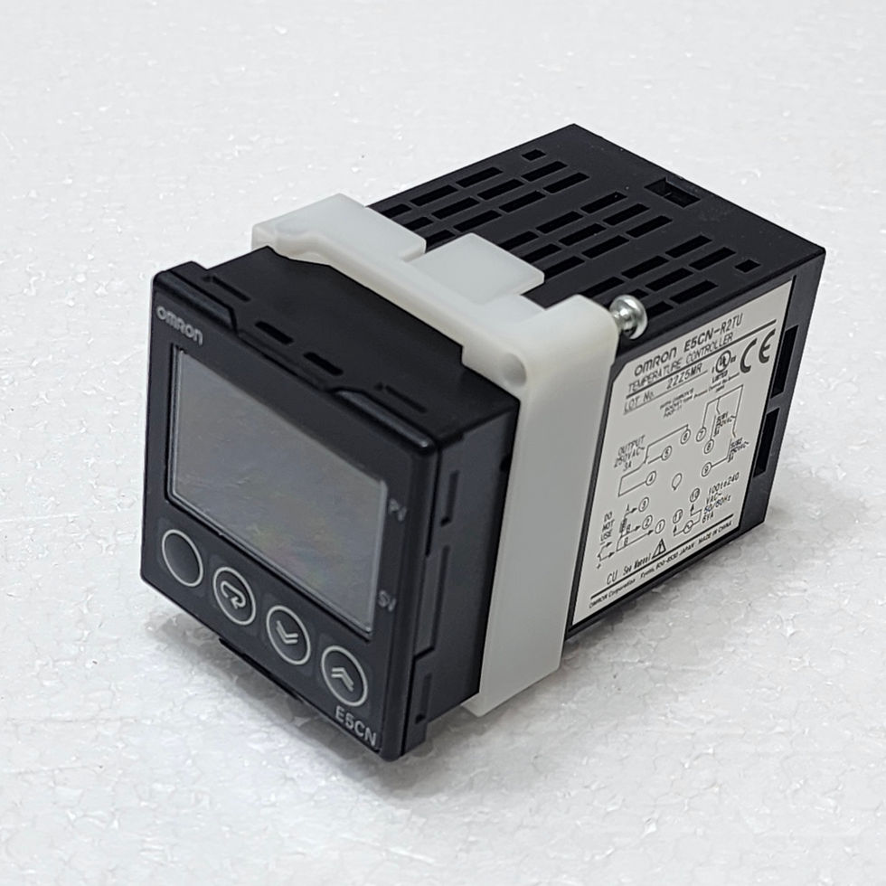 Versatile Marine Omron E5CN-R2TU Temperature Controller, Side View.