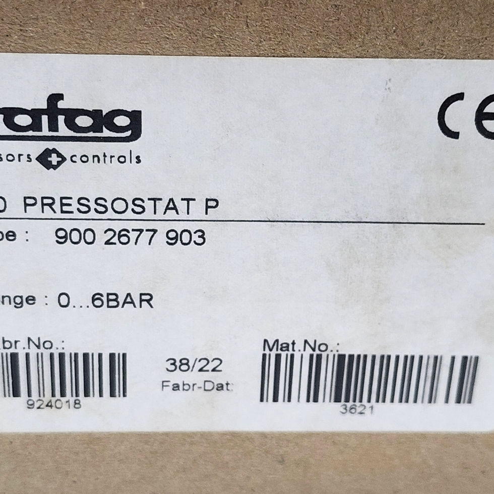 Versatile Marine TRAFAG Pressure Switch 0...6 BAR, durable for marine environments with high vibration resistance.