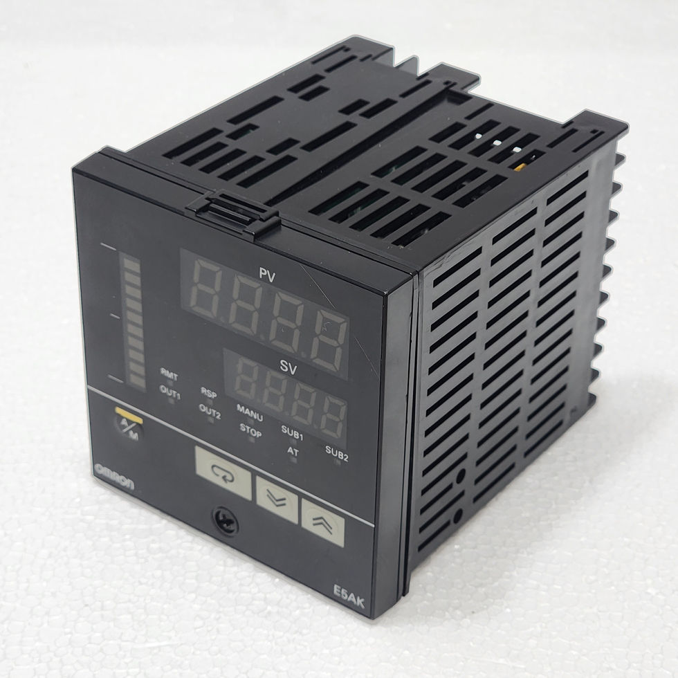 Omron Corporation E5AK-AA2B Digital Controller 100-240VAC
