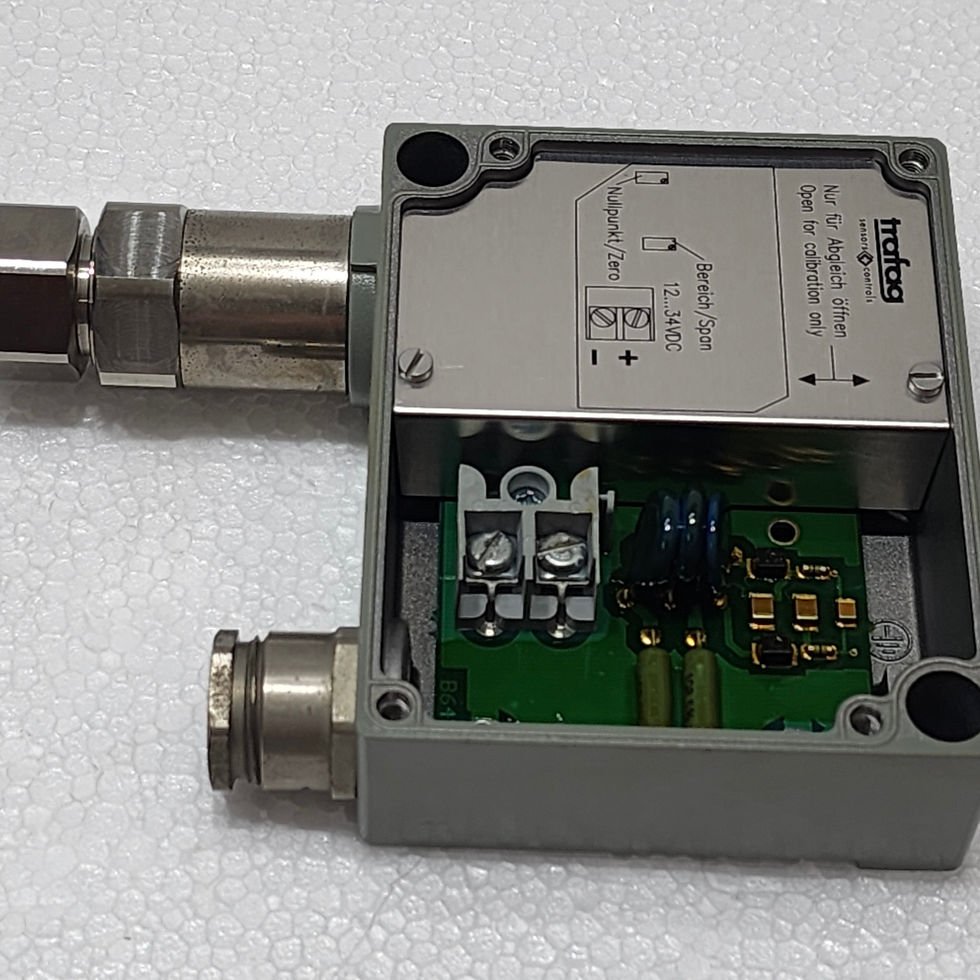 Versatile Marine TRAFAG 8202.79.2212 Pressure Transmitter, 0-16 BAR-G with high precision for marine use.