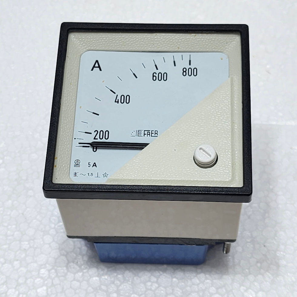Versatile Marine FRER F72EAX800X05 AC Ammeter 800/5A with 90° scale, 72x72 mm for accurate readings.