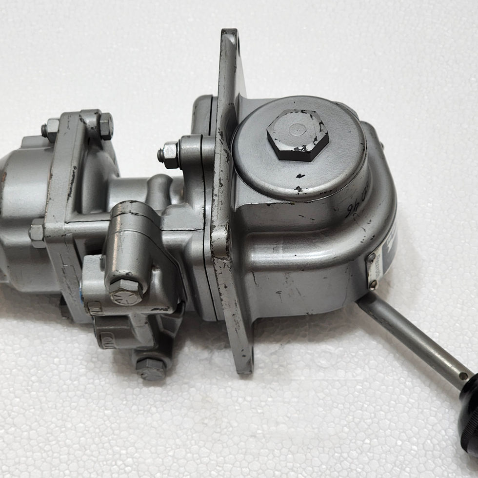 Lever operated REXROTH Controlair Valve H-2-LX, 0-125 psi, available at Versatile Marine.