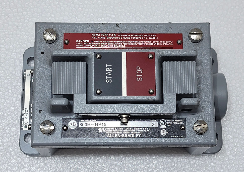 Allen Bradley 800H-2HA7 Push Button Station, Lever Type, Series X Cover 800H-NP15, Body 800H-1HZX7