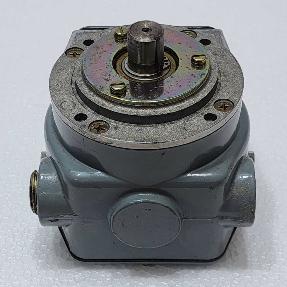 Versatile Marine Allen Bradley 808-NX2 Speed Switch, 50-1000 RPM, Bottom View.