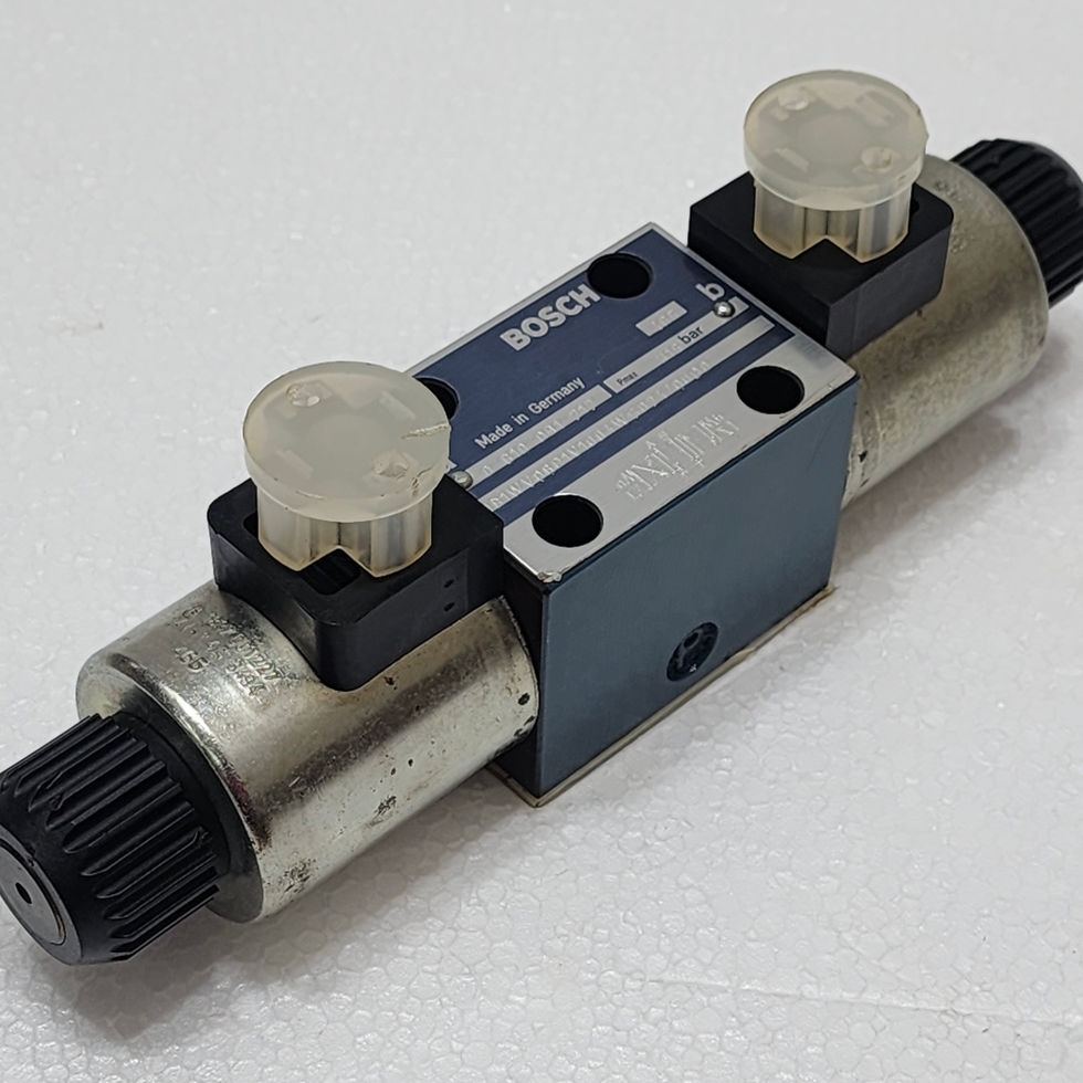 081WV06P1V1004WS024/00D0 BOSCH directional valve, 315 bar, 24VDC, available at Versatile Marine.