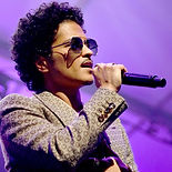 15-Best-Male-Singers-of-All-Time.jpg