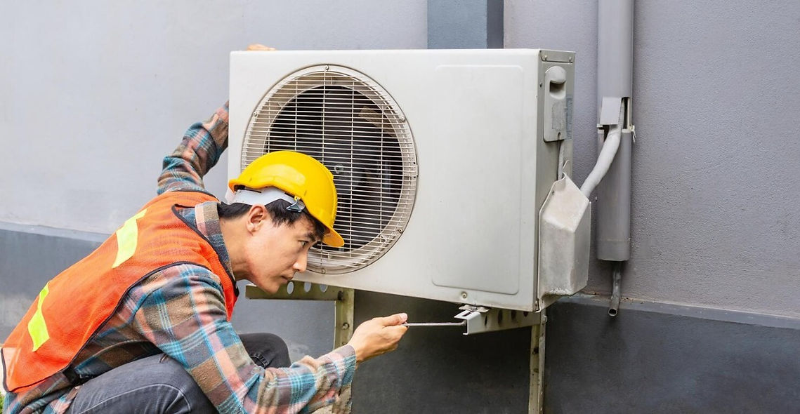 air-conditioner-technician.jpeg