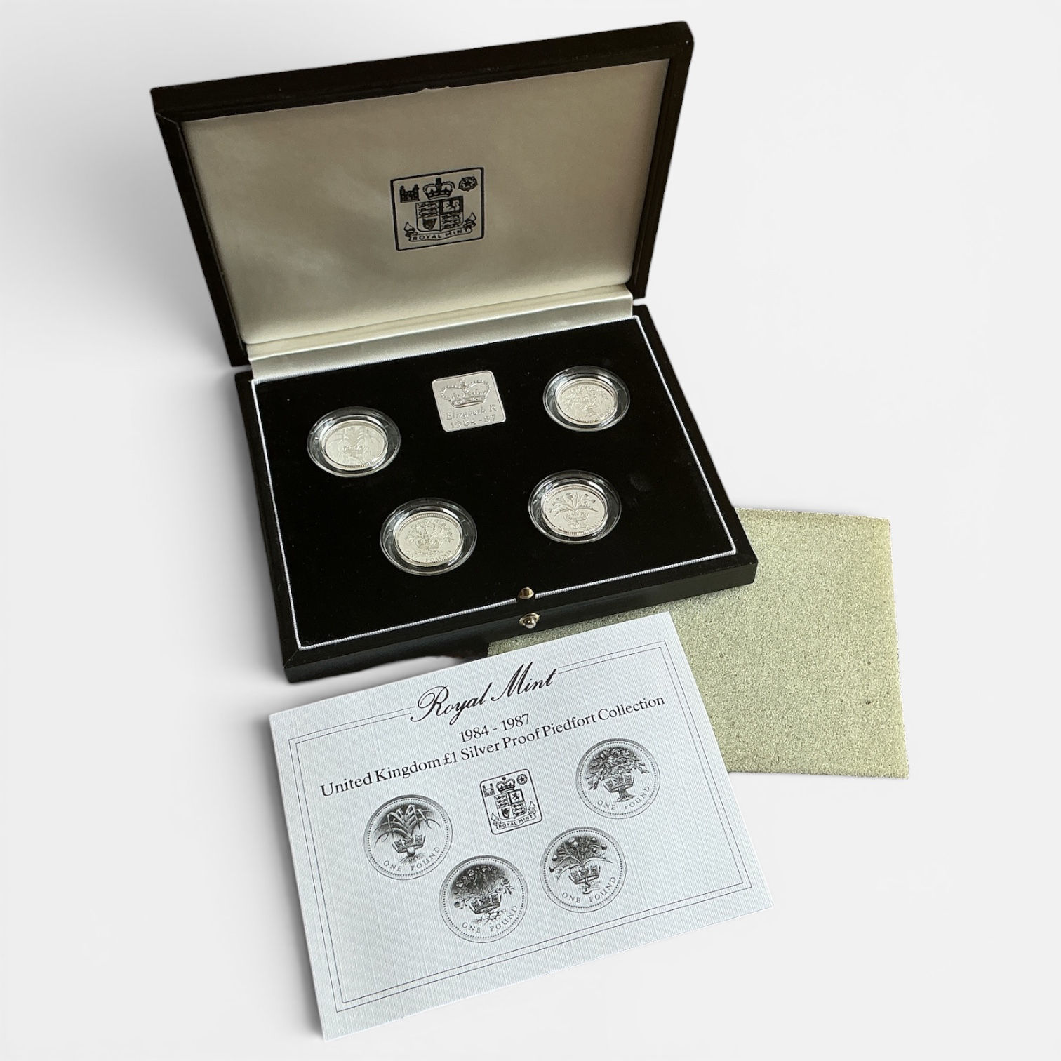 Elizabeth II, 1952-2022. Silver Proof Piedfort £1 Collection, 1984-1987.