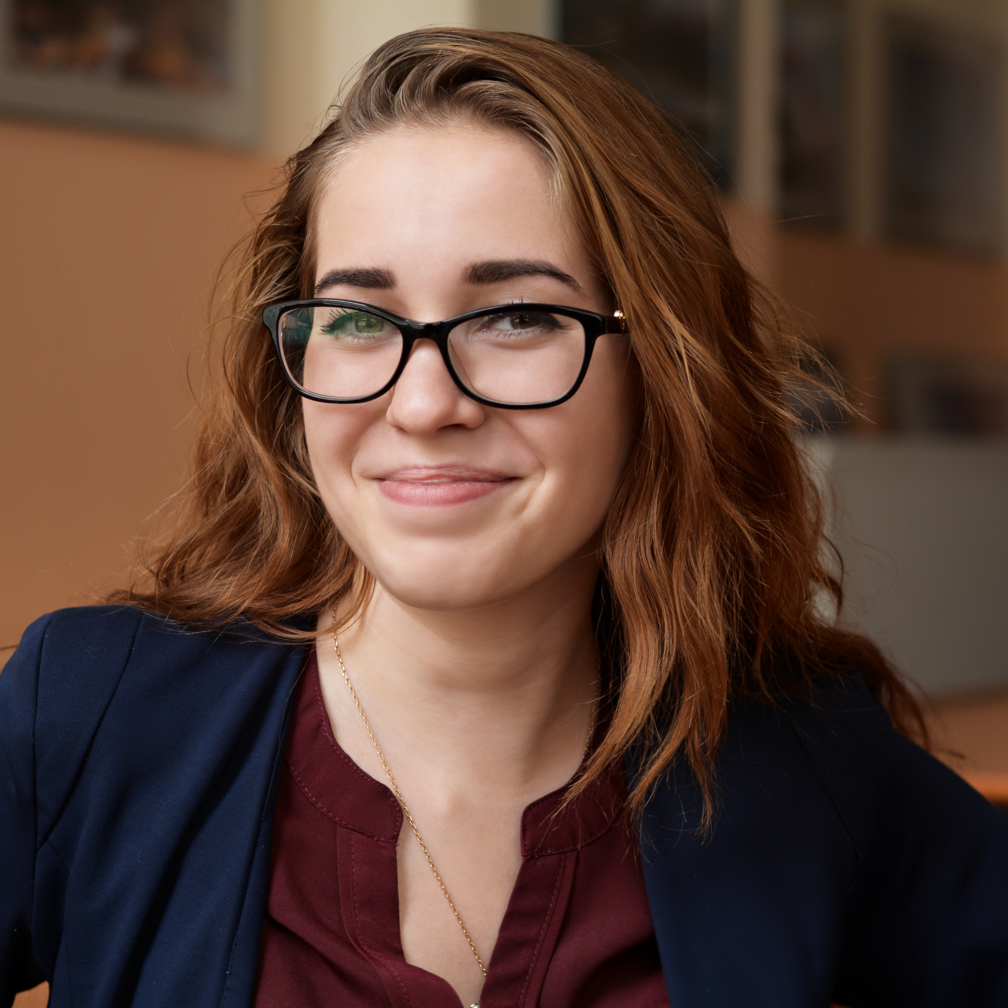 Retrato de mulher sorridente