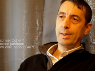 Graves accusations de l'Institut Pasteur et d'autres officiels de la santé par Raphaël Cohen