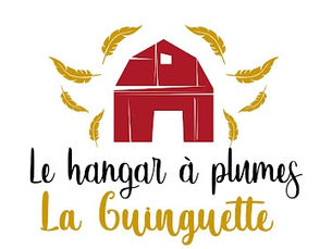 Le hangar à plumes et son food bus, à Marzan