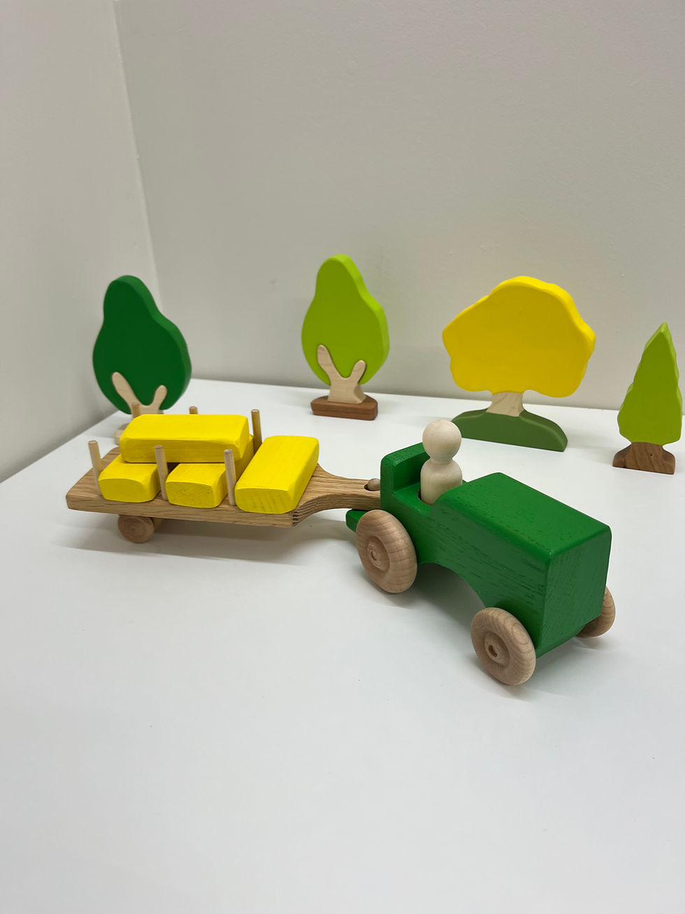 Thumbnail: Peg person farm tractor with wagon 