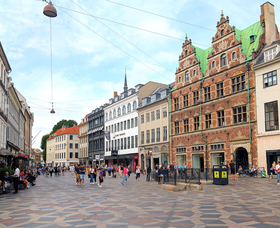 Looking down Strøget from Højbro Plads