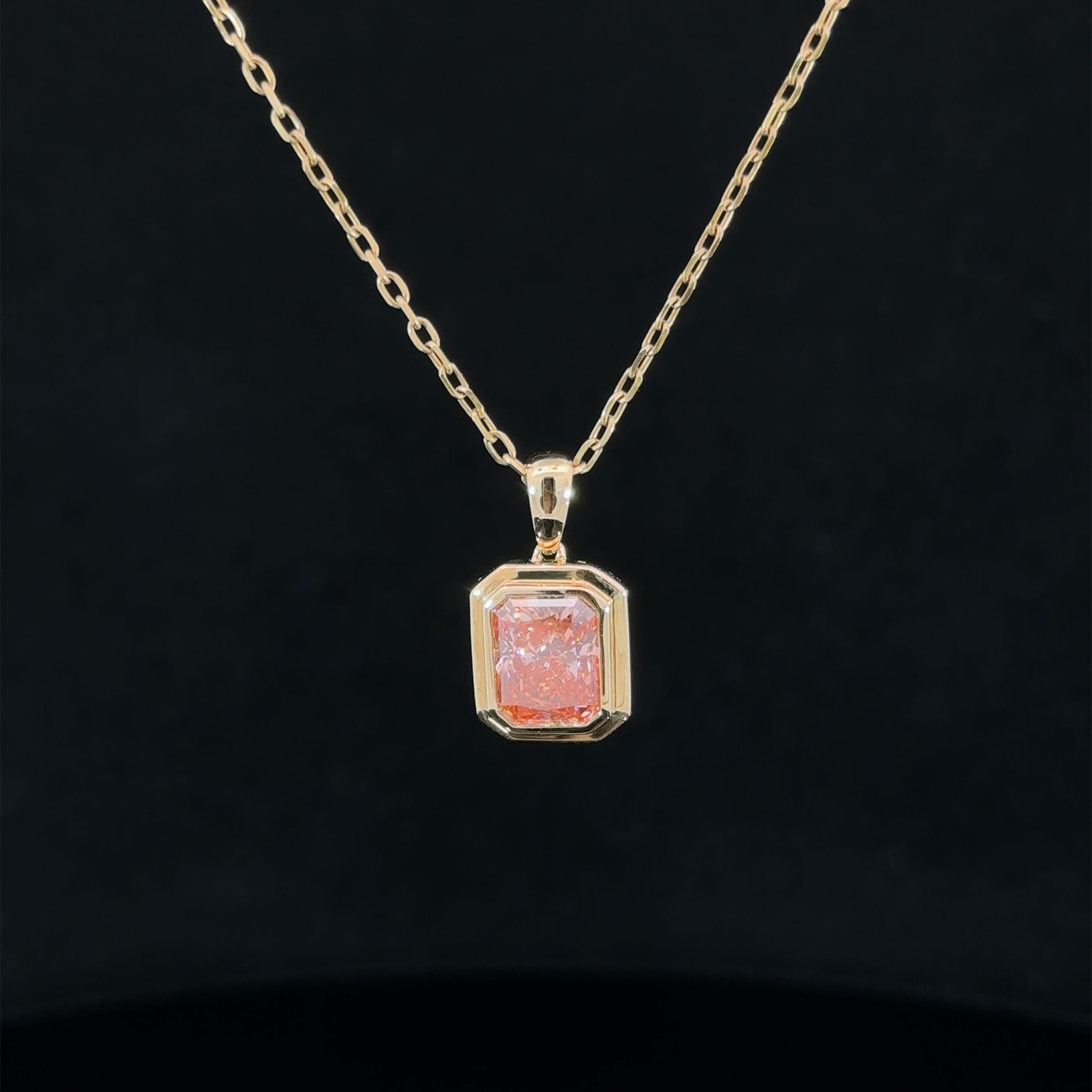 Crimson Cipher 緋紅密函