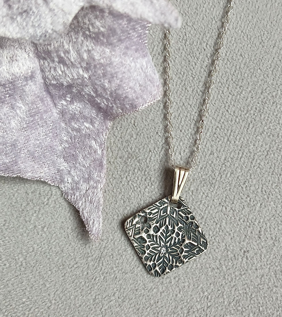 Silver Vintage Snowflake Necklace - Eco-Conscious - Handcrafted