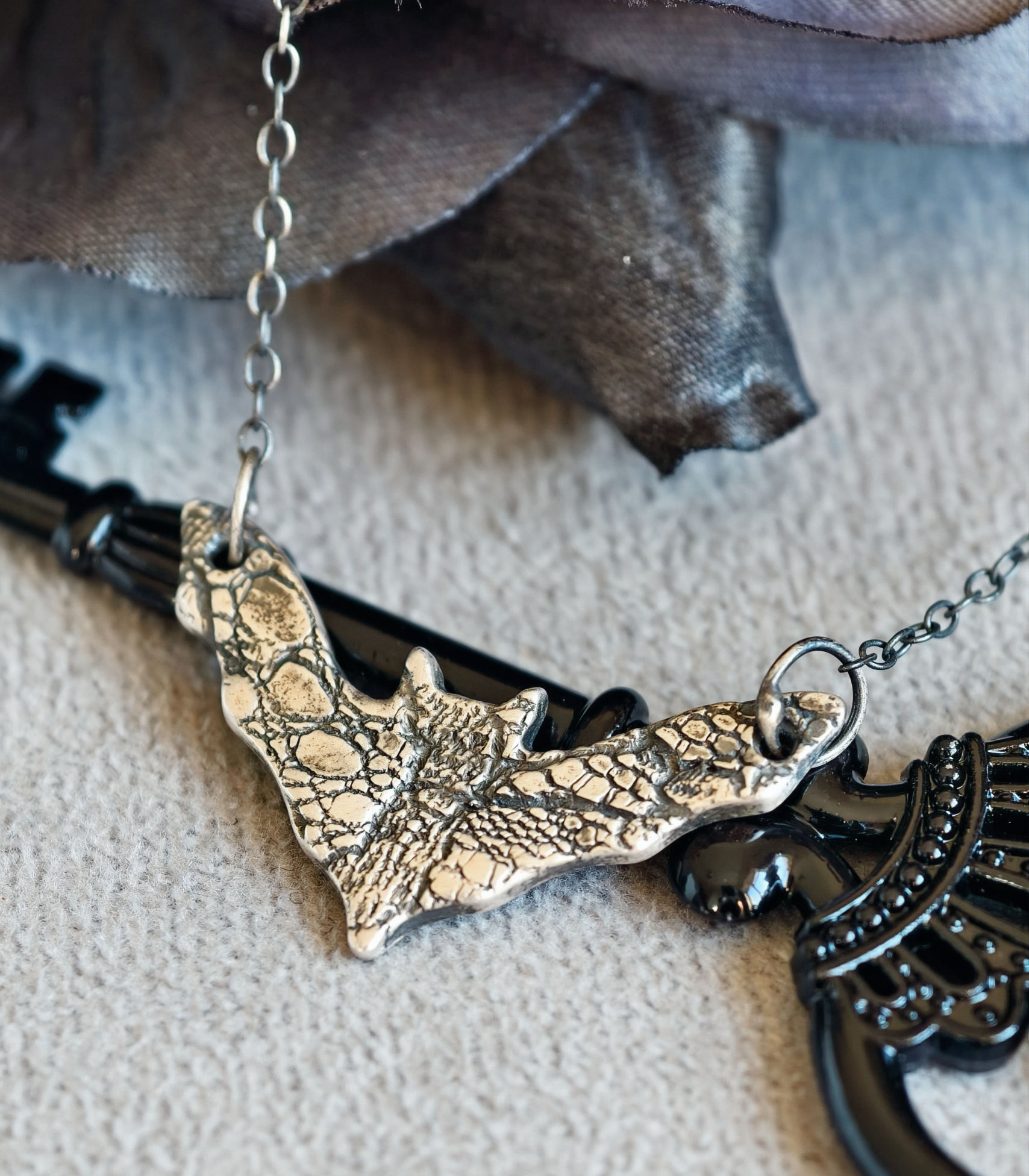 Vintage Lace Bat Silver Necklace - Victorian-Inspired Gothic Jewellery