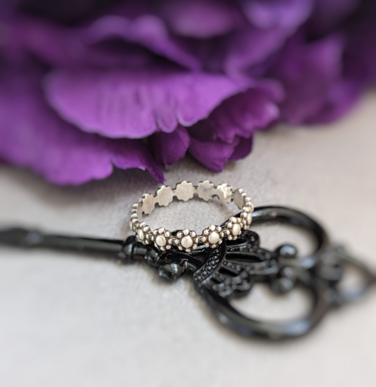 Daisy Chain Silver Ring UK Size Q - Eco-Conscious Handcrafted Jewellery