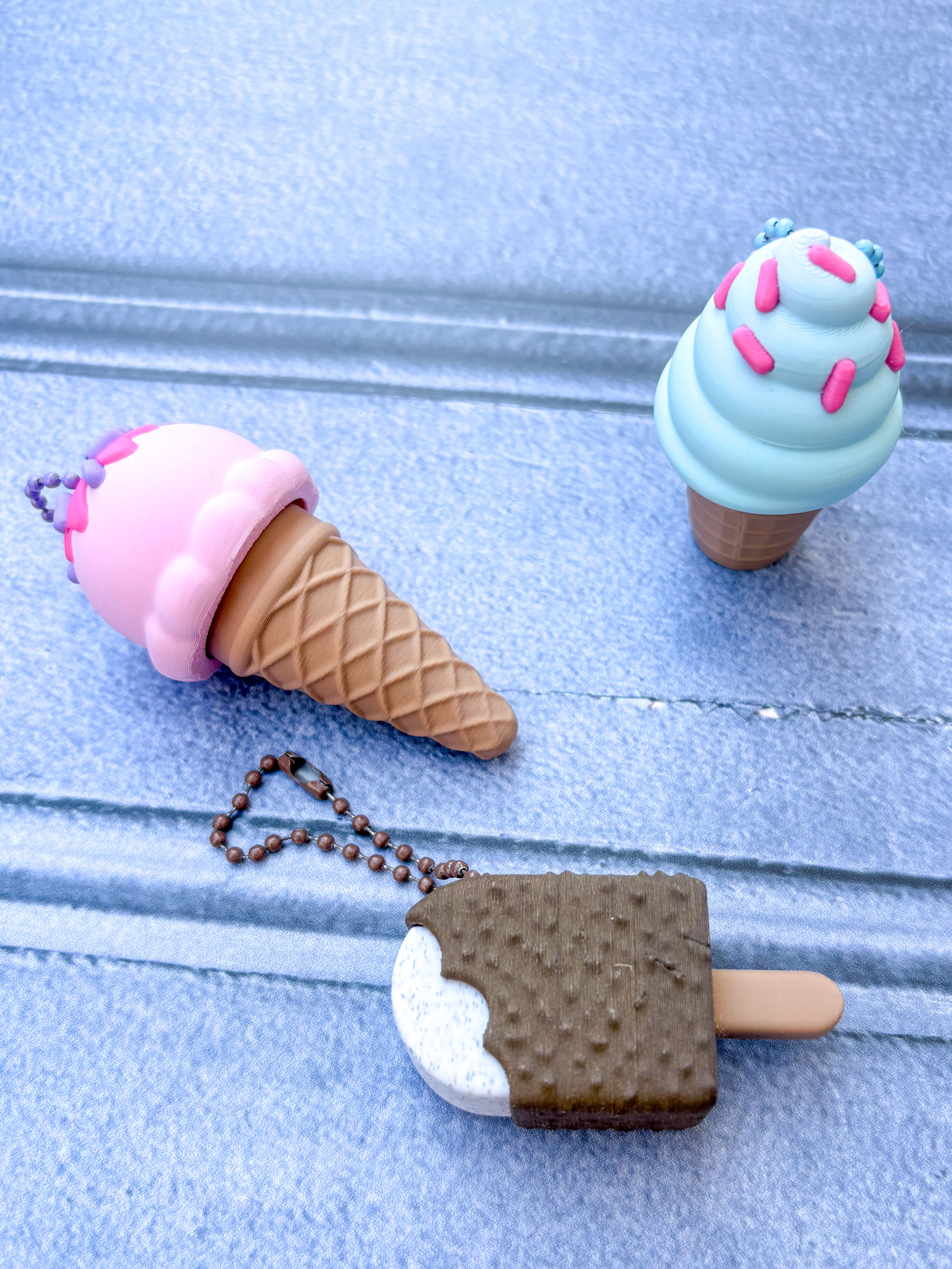 Porte-clés glace clic-clic en impression 3D avec modèles cornet, esquimau et coupe glacée