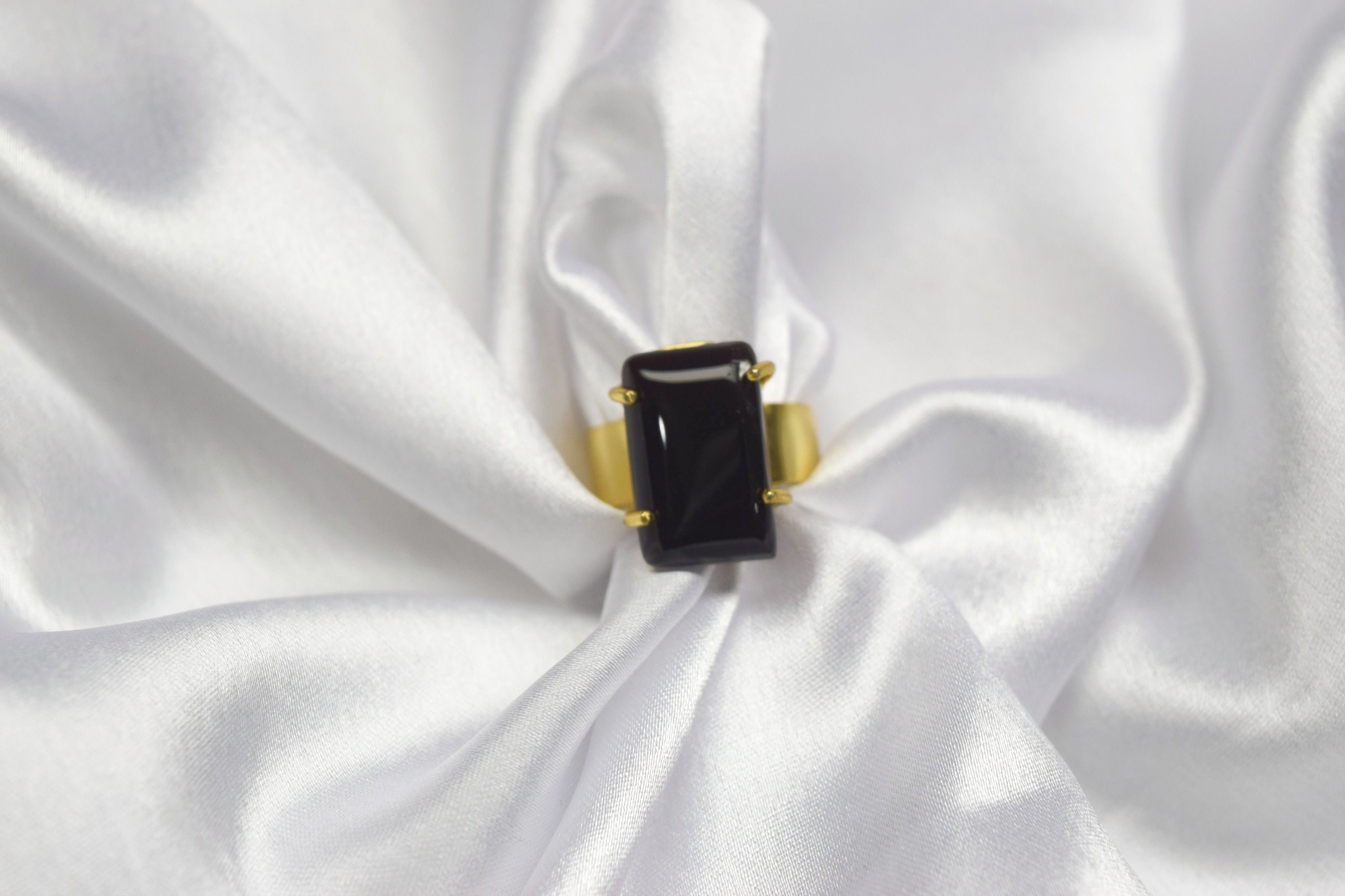Onyx Noir Rectangle Ring