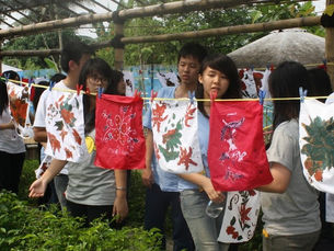 Menyulam Sejarah Seni Budaya Membatik