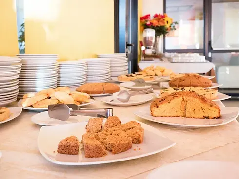 colazione hotel tre rose.webp