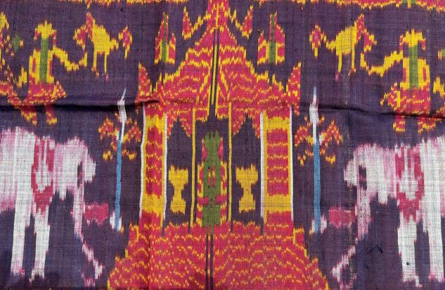 Thumbnail: TOTI 019 Silk Cambodian Pidan (Buddhist Altar Cloth) (Set of 2)