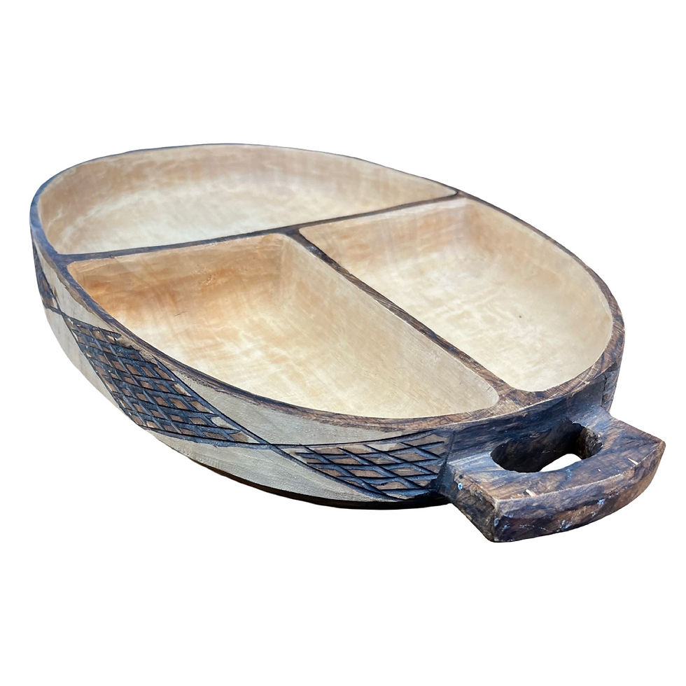 Thumbnail: Vintage African Kenya Handcrafted Serving Tray