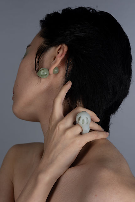 Ball studs & single ball ring (on boday) (edited) 02.jpg