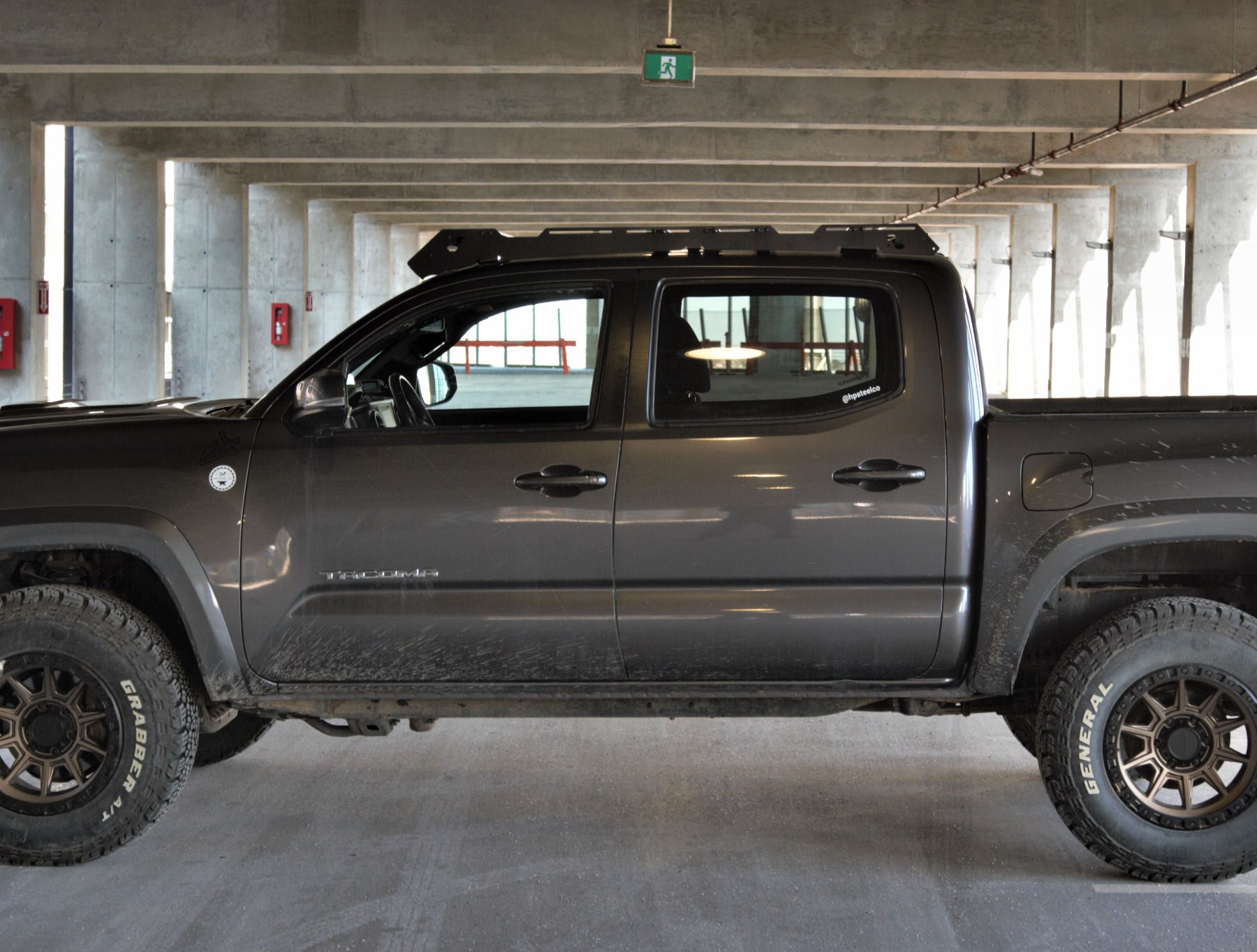 Toyota Tacoma (Gen 2/3) - HZ Roof Rack
