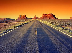 Road to Monument Valley