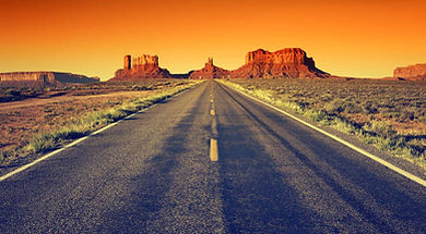 Road to Monument Valley