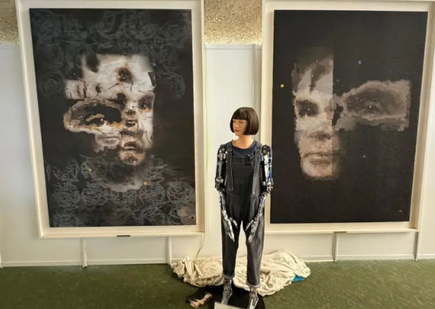 Painting by an AI robot sells for more than $1 million