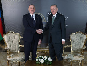 Cumhurbaşkanı Erdoğan'dan Antalya'da diplomasi trafiği