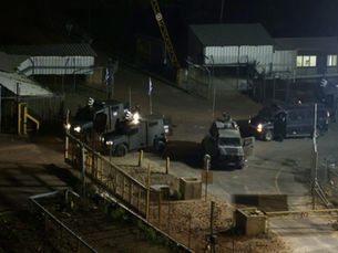 Filistinlileri Gözaltına Alan İsrail Askerleri El Halil Belediye Başkanı da Dahil Çok Sayıda Kişiyi Tutukladı