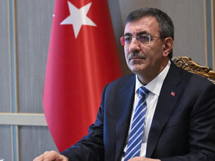 Cumhurbaşkanı Yardımcısı Yılmaz'dan Malazgirt Zaferi ve Büyük Taarruz mesajı