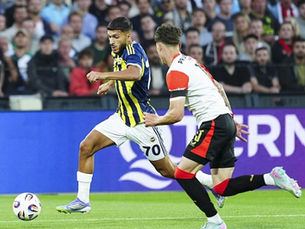 Fenerbahçe, deplasmanda Feyenoord'a 2-1 yenildi