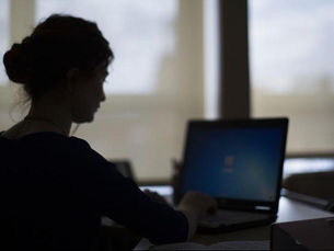 Kayıtlı Kadın İstihdamının Desteklenmesi Projesi Başvuruları Devam Ediyor