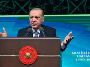 Erdoğan: İslam'a Hizmet, Aile Değeri ve Mazlumlar İçin Dayanışma Mesajı