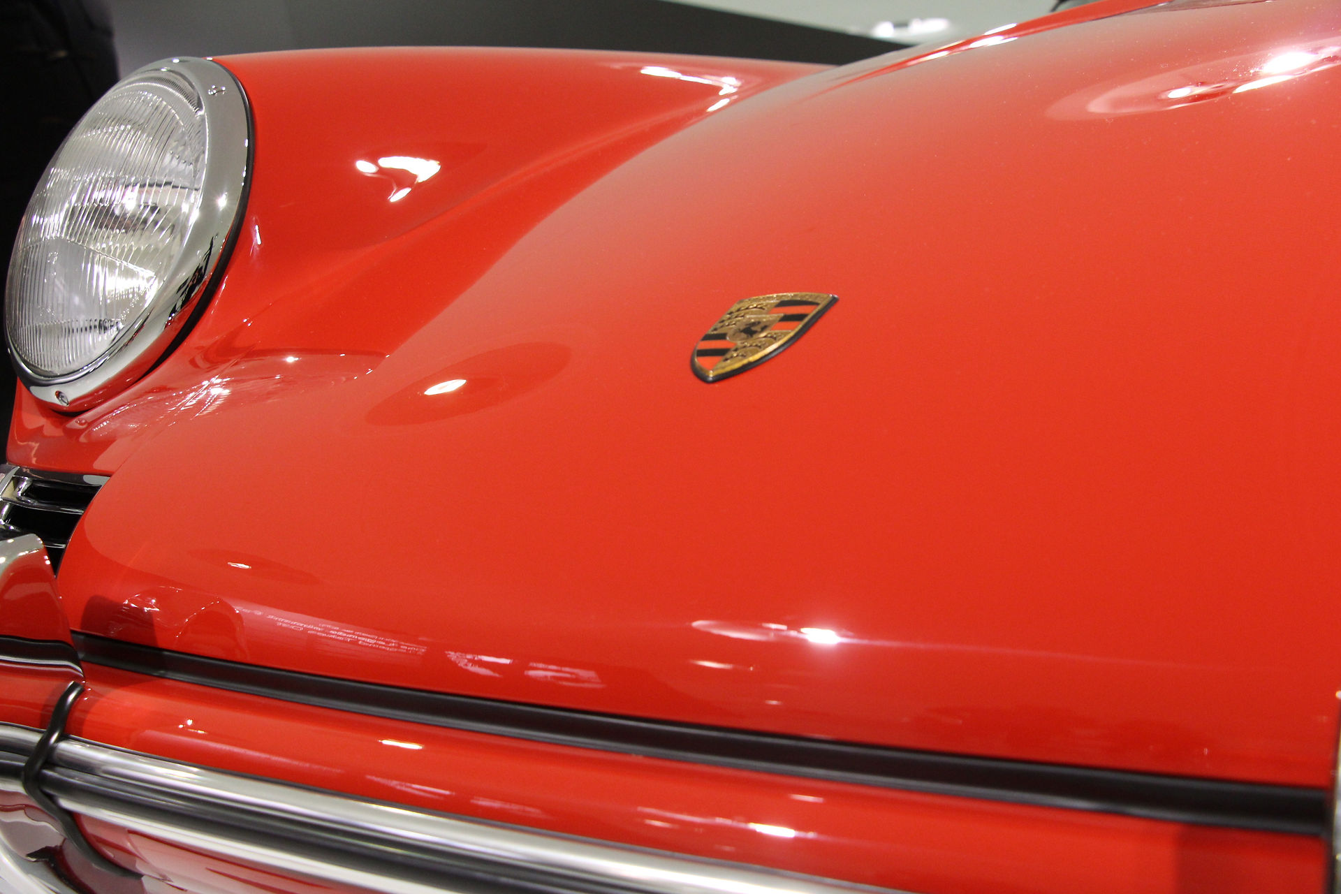 Détails de l'avant de la Porsche « 901/911 ».